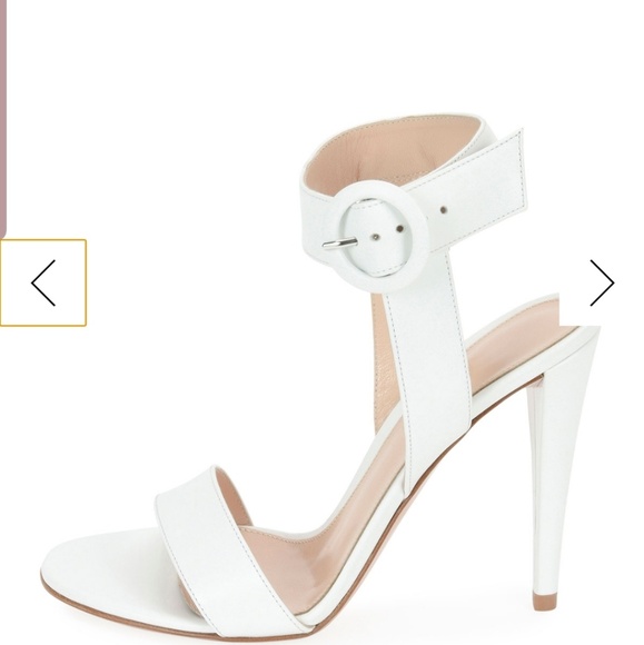 Gianvito Rossi Shoes - Gianvito rossi eylse leather ankle strap sandals